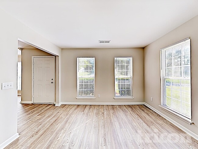 Photo - 1221 Brook Farm Ln