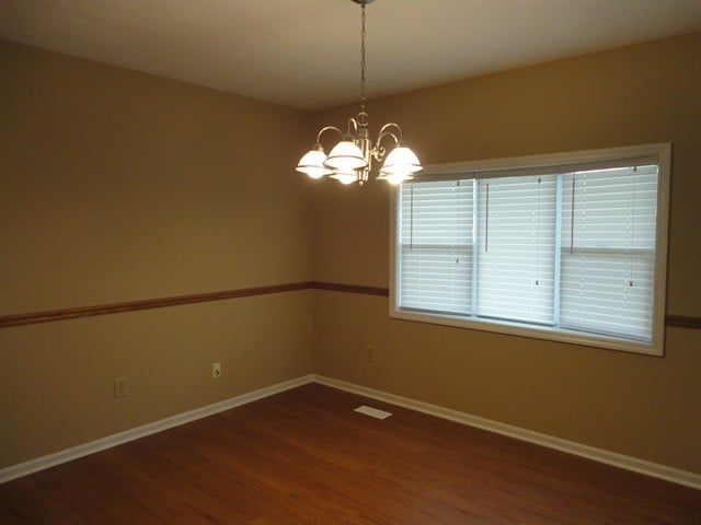 Photo - 5079 Rockdale Rd