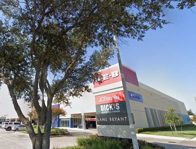 Photo - 501 Wilmington Dr