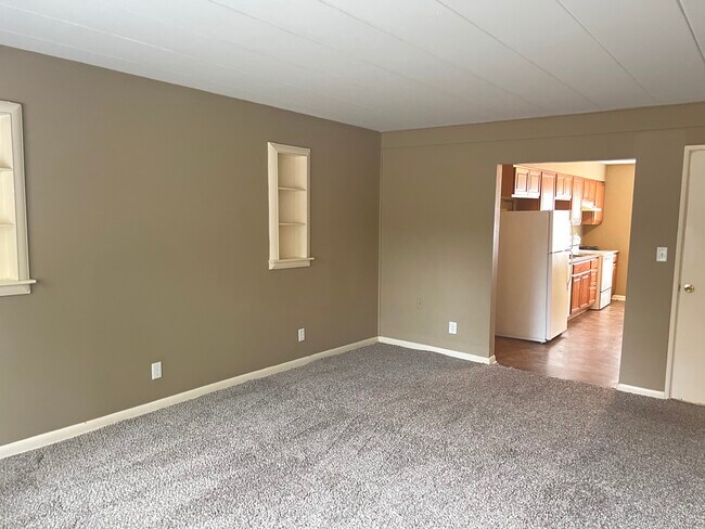 Photo - 713 W Church St