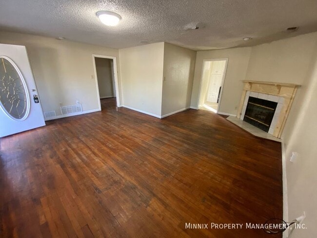 Photo - 3007 32nd St