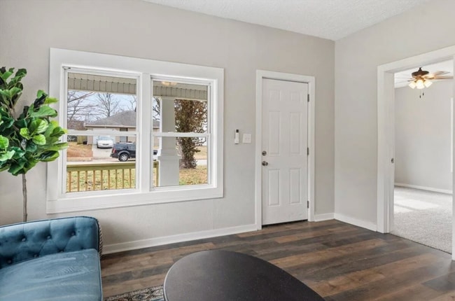 Photo - 2 bedroom | 1 bathroom | Remodeled | Quiet street | Pets welcome!