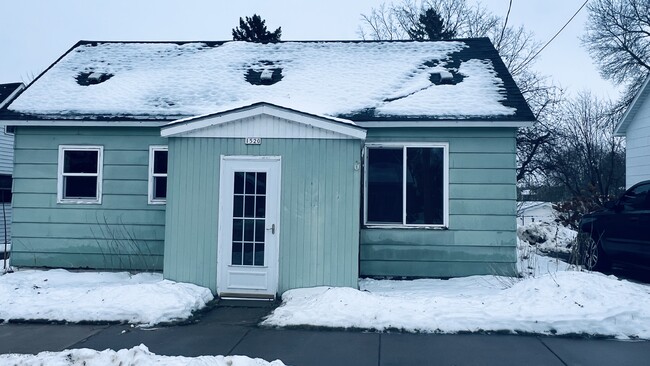 Building Photo - 1520 Western Ave