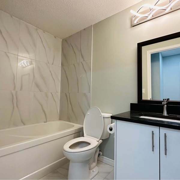 Photo - 94 Taralake Way NE