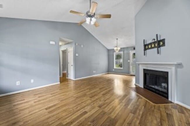 Photo - 502 Jasmine Ln