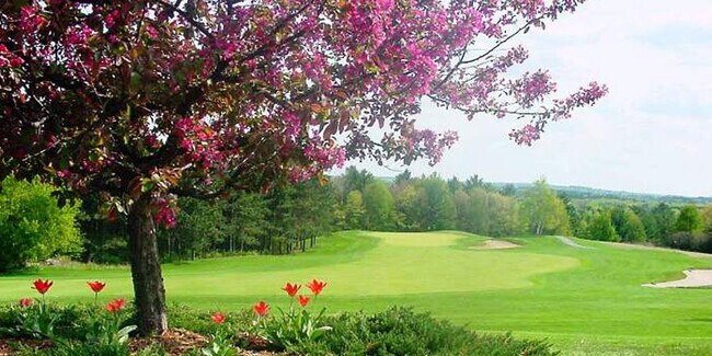 Convenient golf cart paths linked to Greenwood Hills Country Club’s private golf course.