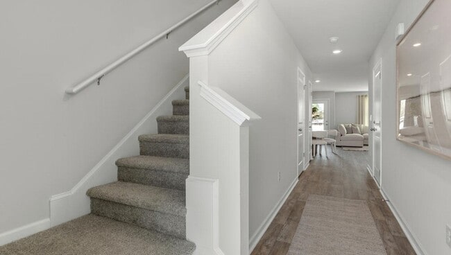 Photo - 5835 Harebell Rd
