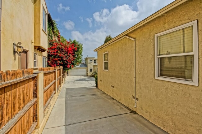 Photo - 1741 2nd St. Unit 1745