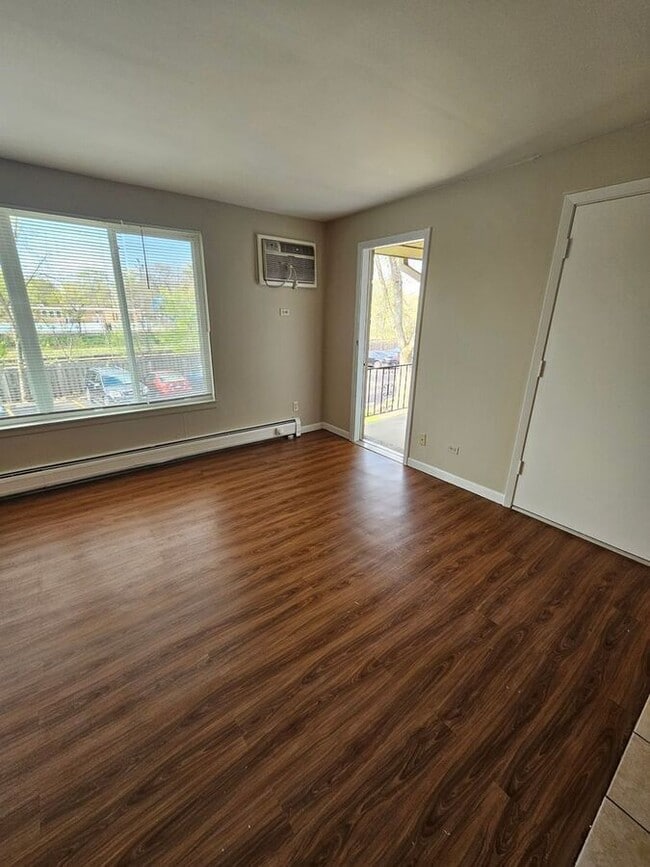 Photo - 317 N Harvard Ave Unit 1G