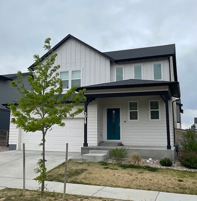 Building Photo - Exquisite 3 Bed 2.5 Bath Single Family Home