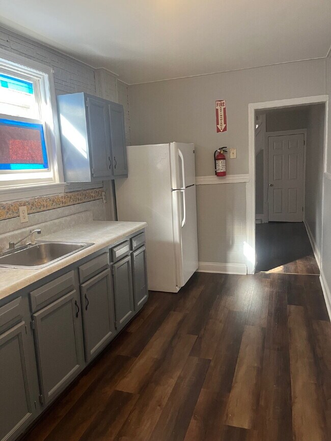 Photo - 1210 Anderson St