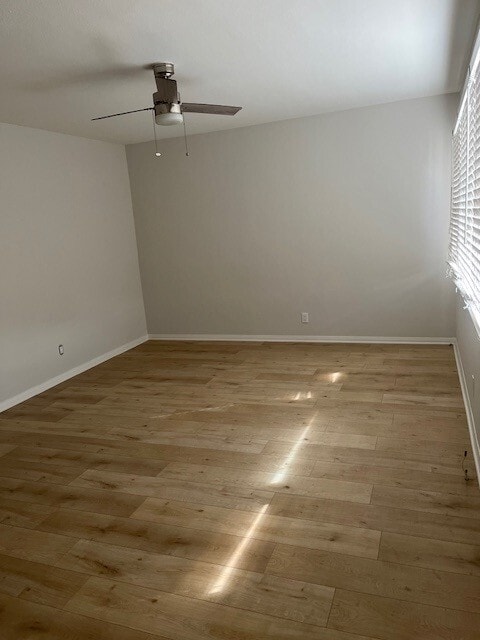 Photo - 14320 Condon Ave