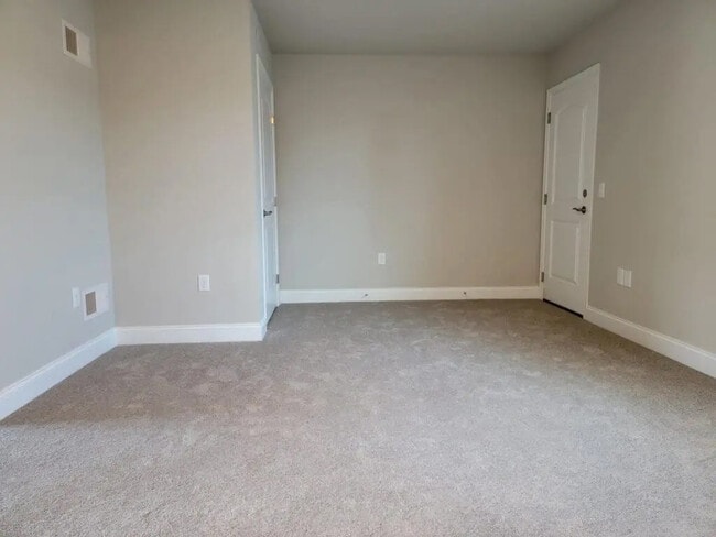 Photo - 605 White Chapel Rd