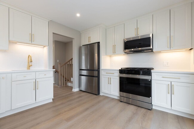 Photo - 8518 Candlelight Dr W