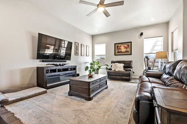 Photo - Beautifully Maintained 3 Bedroom Home in Mesa Village