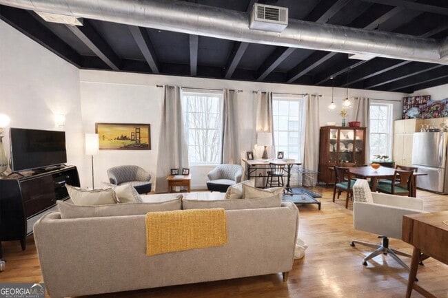 Photo - 1736 Liberty Ln