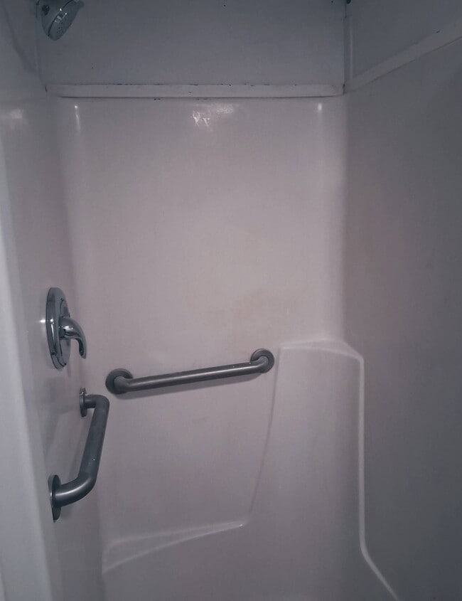 Photo - 4050 fm 1568