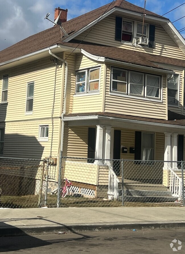 Building Photo - 159 S Main St Unit 1 Rental