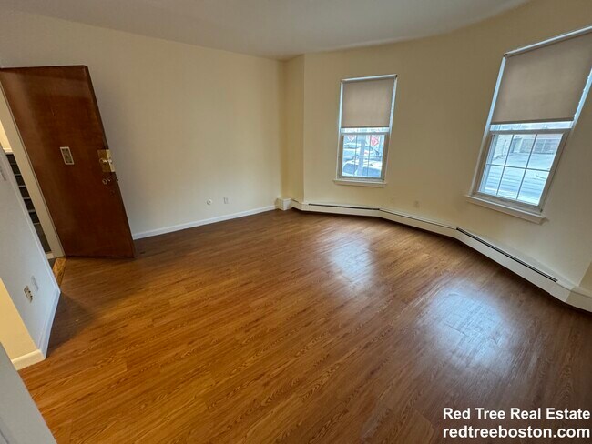 Photo - 74 S Huntington Ave Unit 1