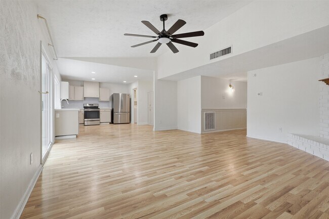 Photo - 4035 Cypressdale Dr
