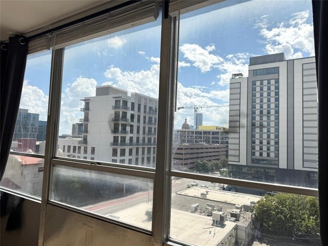Building Photo - 1800 Lavaca St Unit A705
