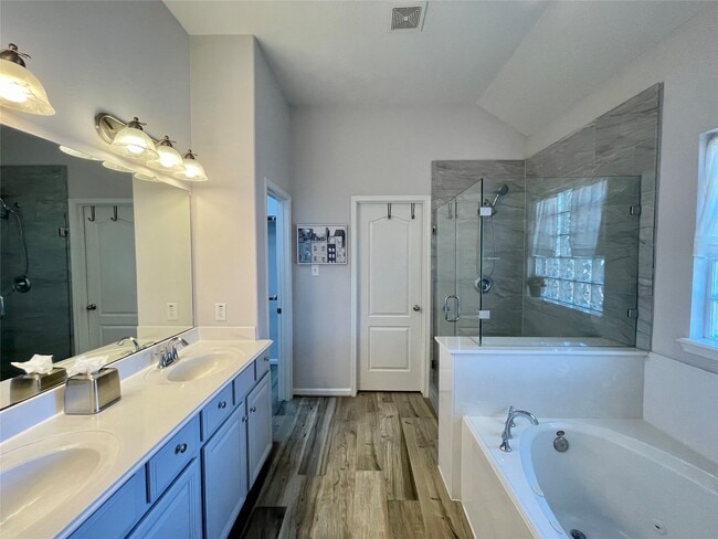 Building Photo - 22626 Fanwick Dr