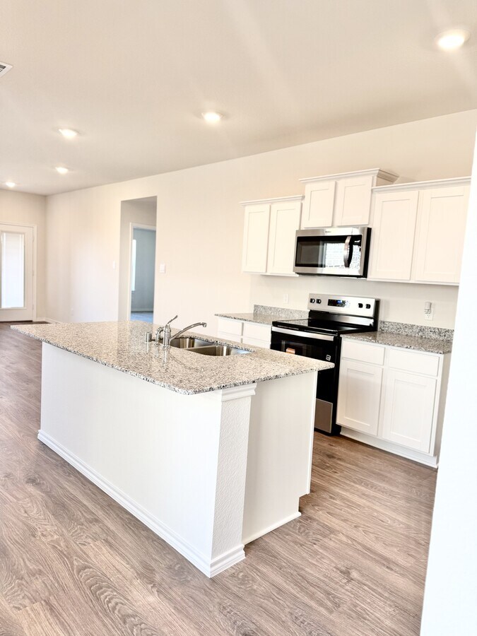 Photo - 1709 Potomac Ln