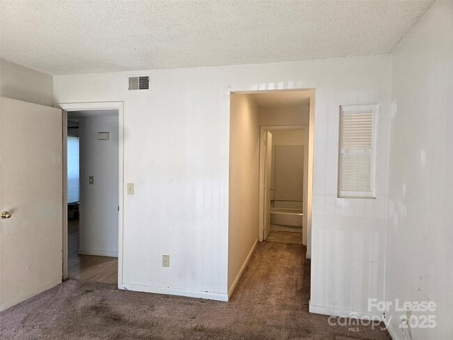 Photo - 4524 Sharon Chase Dr Unit A