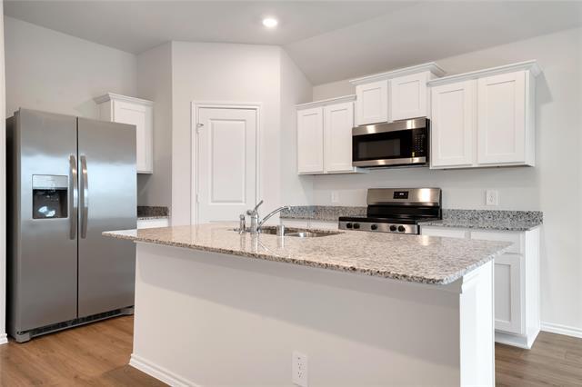 Photo - 501 Yellow Rose Rd