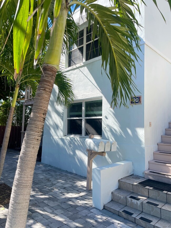 Photo - 80 Salina Ave Unit 1