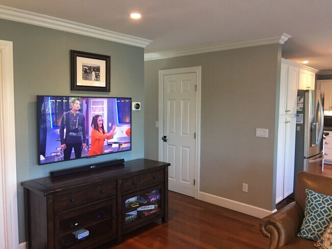 Photo - 5841 Charter Oaks Dr