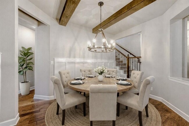 Photo - 112 Lockhart Lp