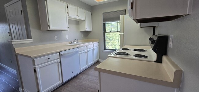 Photo - 4165 E 119th Pl