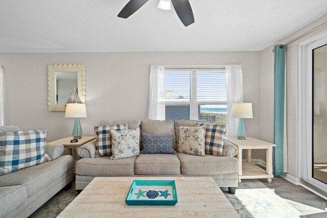 Building Photo - 670 Nautilus Ct Rental