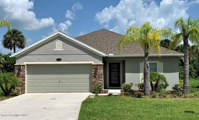 Building Photo - 2600 Snapdragon Dr NW