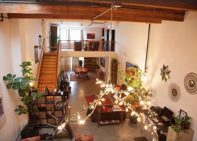 Photo - 1924 Union St Unit Suite 14