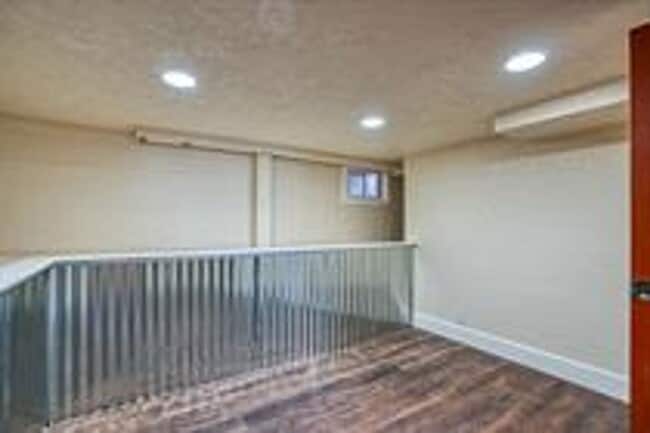 Photo - 255 1st Ave E N Unit 3