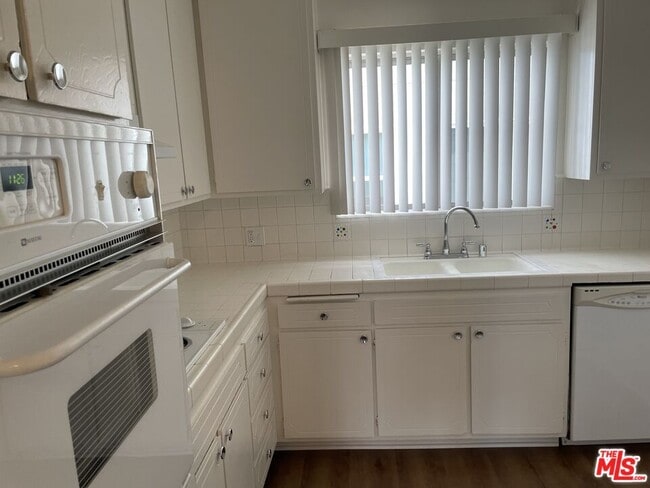Photo - 9204 Whitworth Dr Unidad 5