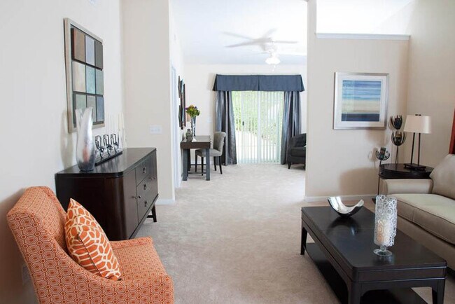 Open Floor Plans with Flexible Living Space - Redwood Cuyahoga Falls