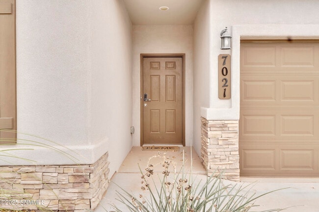 Photo - 7021 Silver Spur St