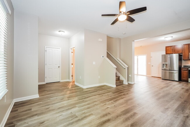 Photo - 6137 Prairiefire Ave