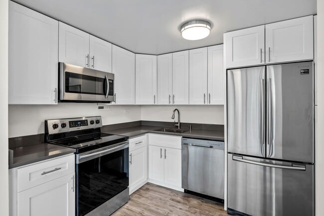 Photo - Beautifully renovated condo in the Cherry Creek Area!