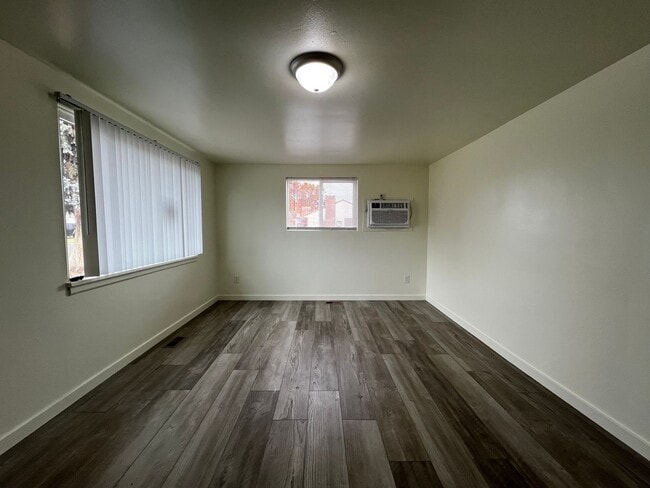 Photo - LH1601 1603 Unit 1601