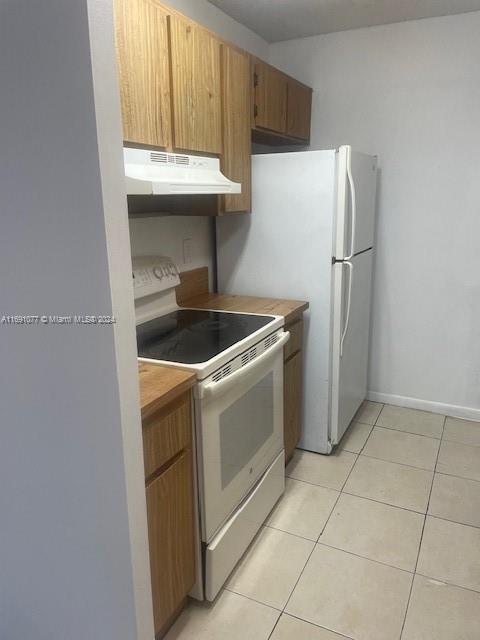 Photo - 10120 Twin Lakes Dr Unidad 11-G Rental