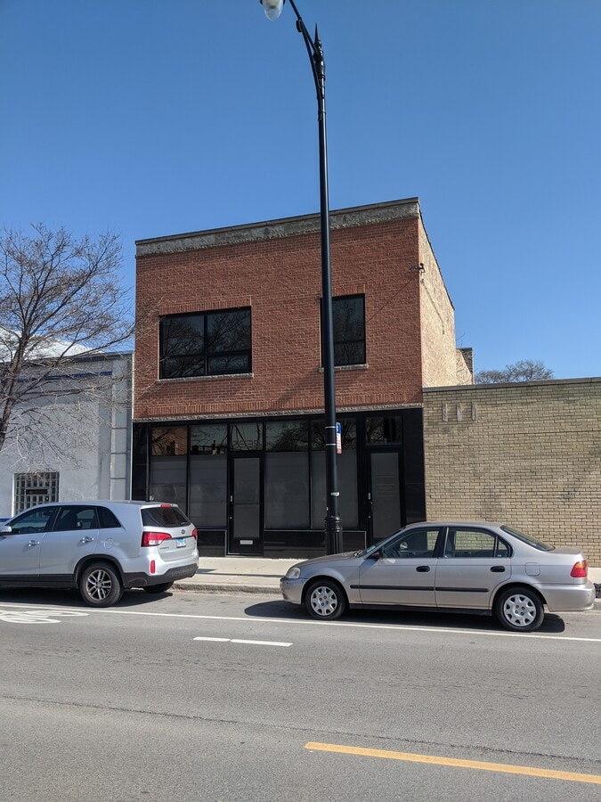 Photo - 3539 N Milwaukee Ave Apartment