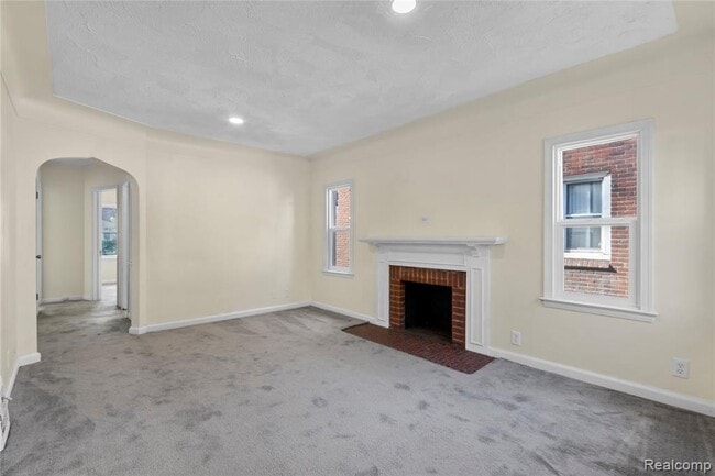 Photo - 13575 Rutherford St