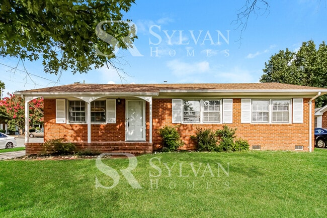 Building Photo - The Lifestyle You Deserve. Rental