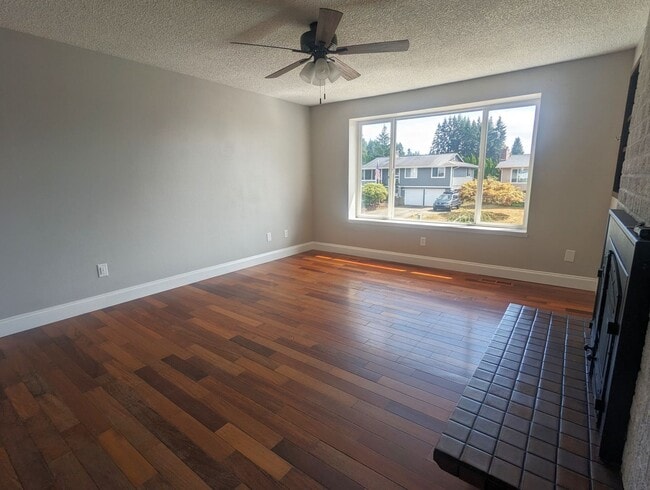 Photo - Central Kitsap Home in Prime Location