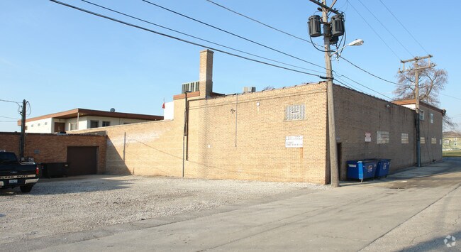 Photo - 9620-9626 W Grand Ave