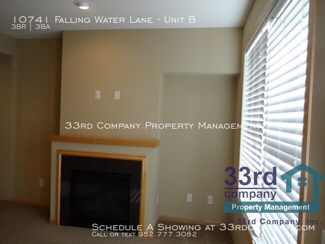 Photo - Tri-Level townhome in Dancing Waters of Wo...